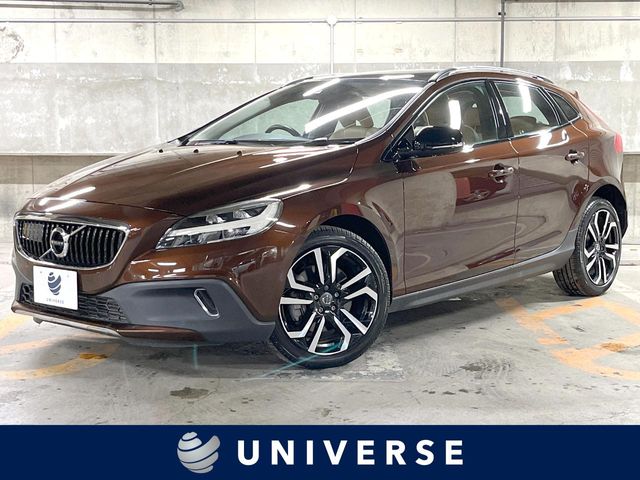 2019 Volvo V40 Cross Country
