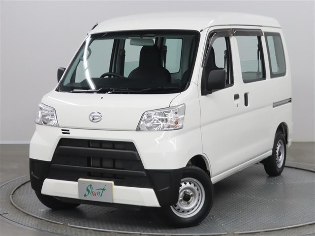 Daihatsu Hijet Cargo 1