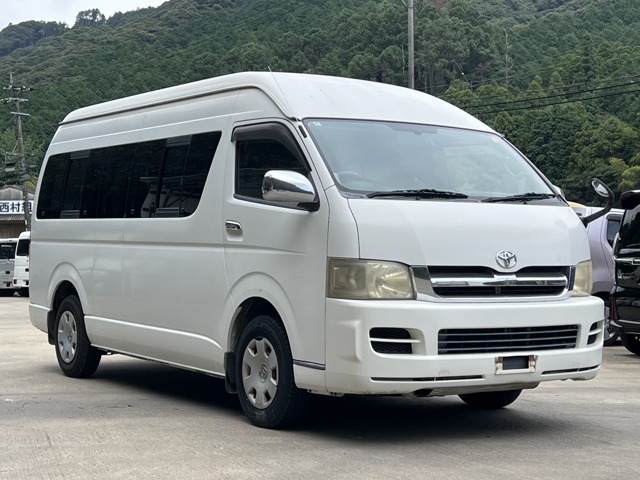 2006 Toyota Hiace