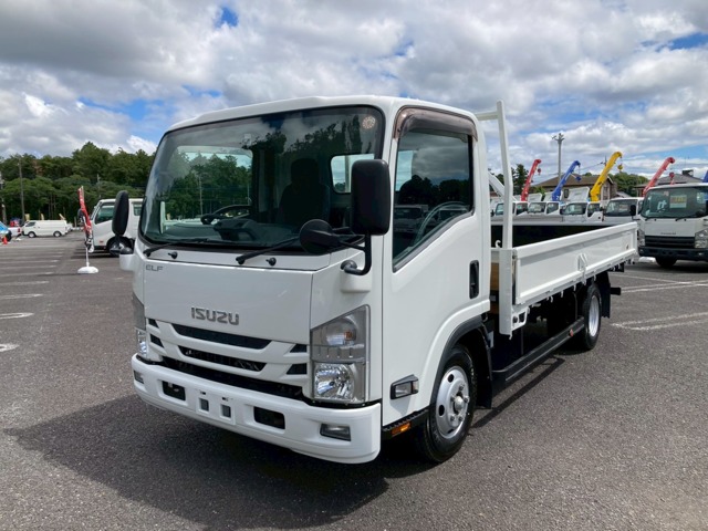 2020 Isuzu Elf