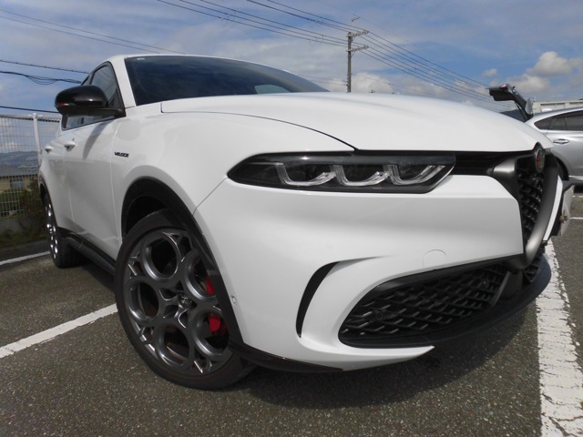 Alfa Romeo Tonare Veloce with 17,100 km mileage/Body glass coating done/Black leather seats/Non-smoking vehicle