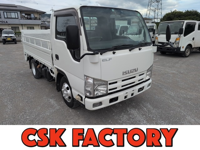 Isuzu Elf 1