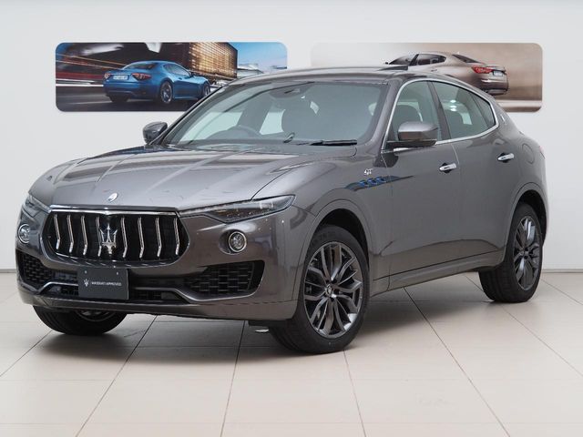 Maserati Levante 1