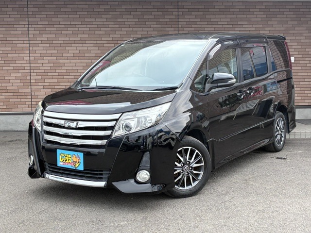 Toyota Noah 1