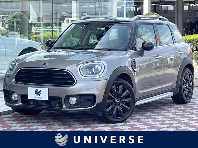 MINI Crossover 1