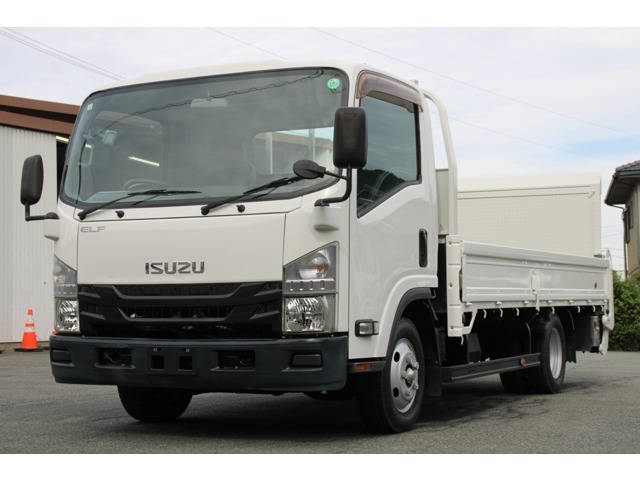 2018 Isuzu Elf