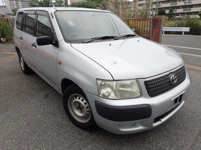 Toyota Succeed Van 1