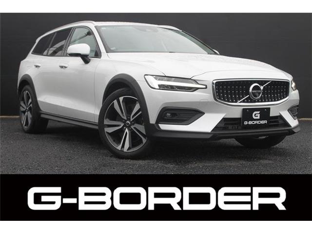 Volvo V60 Cross Country 1