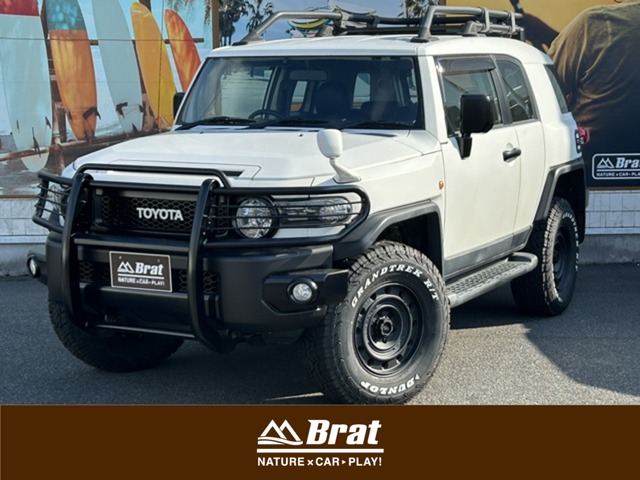 Toyota FJ Cruiser 2