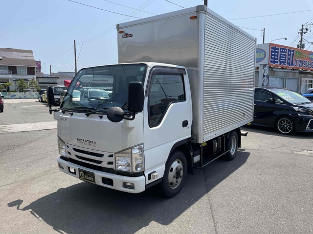 2020 Isuzu Elf
