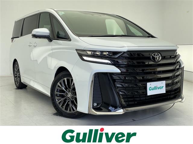 Toyota Vellfire 2