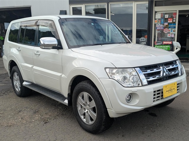 Mitsubishi Pajero 1