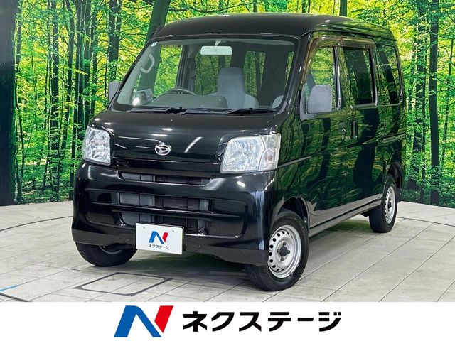 Daihatsu Hijet Cargo 1