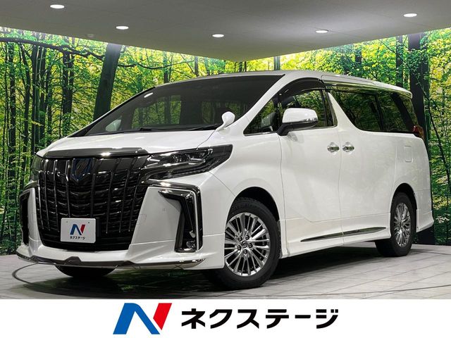 Toyota Alphard 1