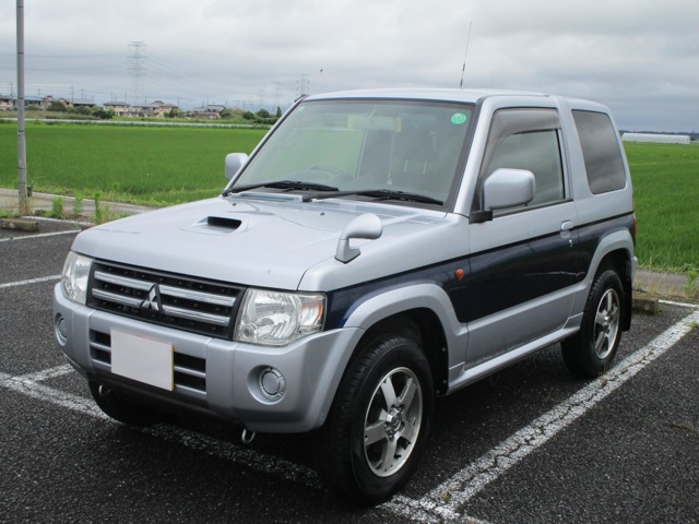 Mitsubishi Pajero Mini 1