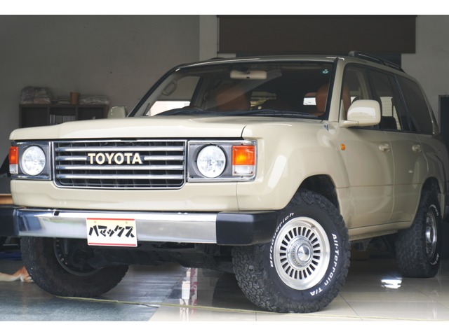 Toyota Land Cruiser 100 2