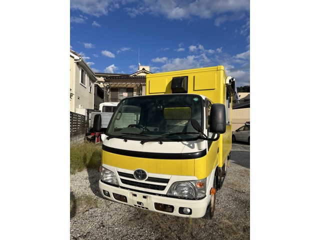 Toyota Dyna 2