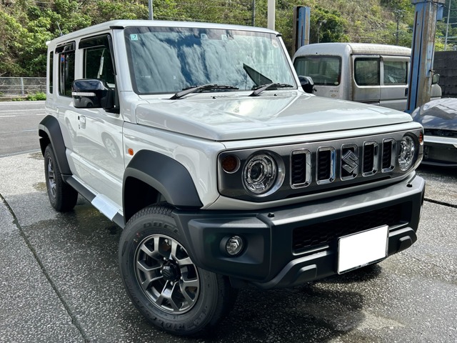 2025 Suzuki Jimny Nomade