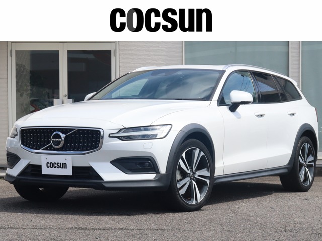 Volvo V60 Cross Country 1
