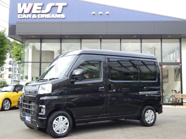 Daihatsu Hijet Cargo 1