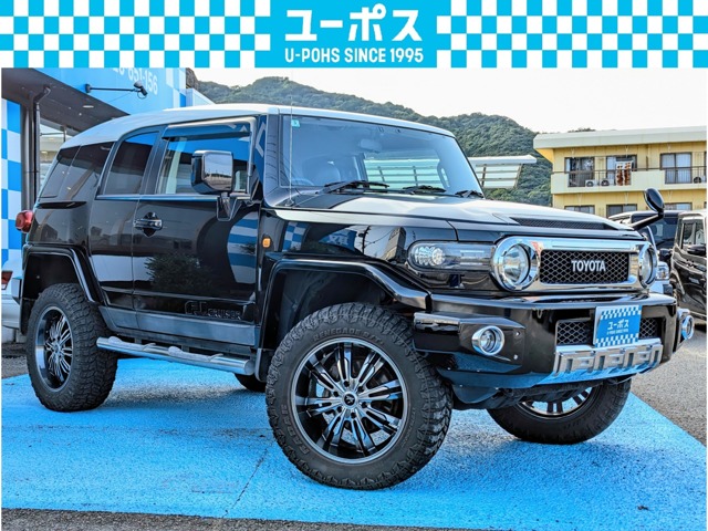 Toyota FJ Cruiser 2