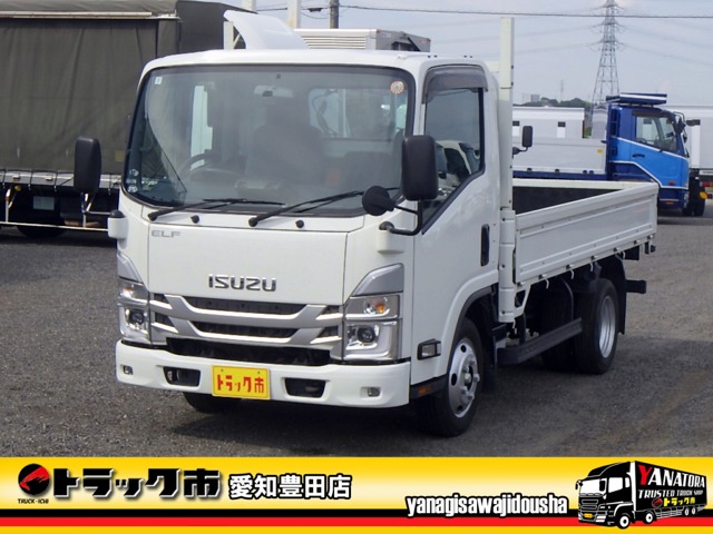 2022 Isuzu Elf