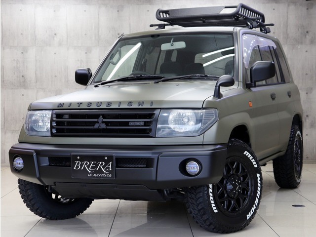 Mitsubishi Pajero iO 1
