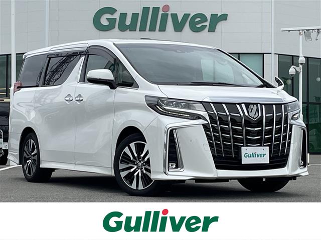 Toyota Alphard 1