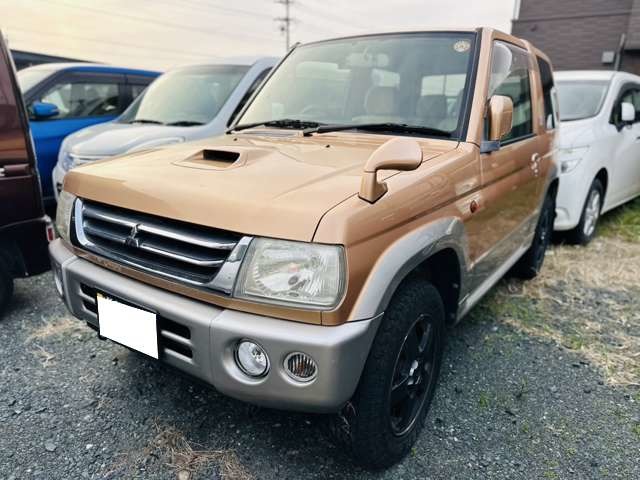Mitsubishi Pajero Mini 1