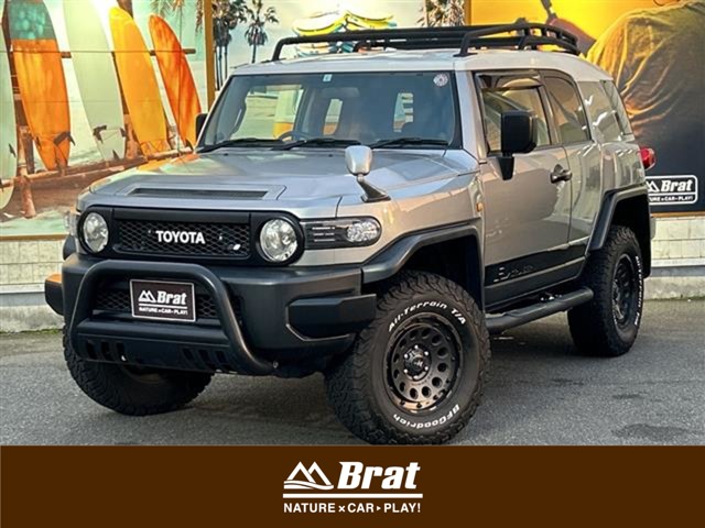 Toyota FJ Cruiser 2