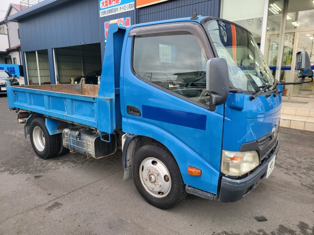 Toyota Toyoace 1