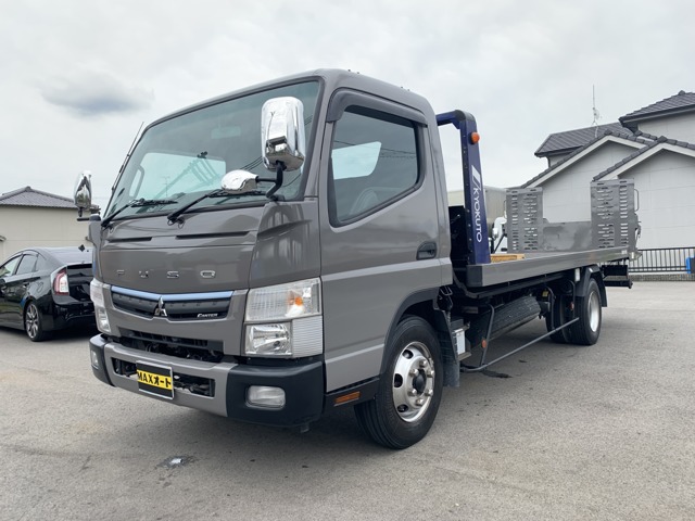 Mitsubishi Fuso Canter 1