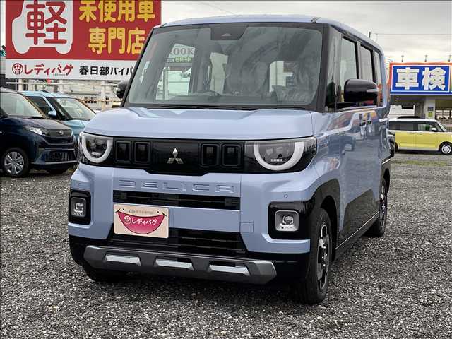 Mitsubishi Delica Mini 1