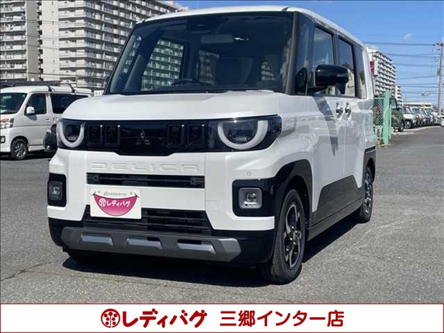 Mitsubishi Delica Mini 1