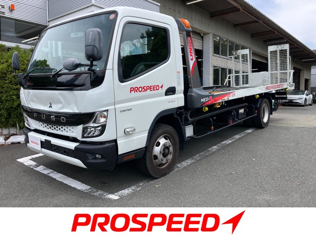 Mitsubishi Fuso Canter 1