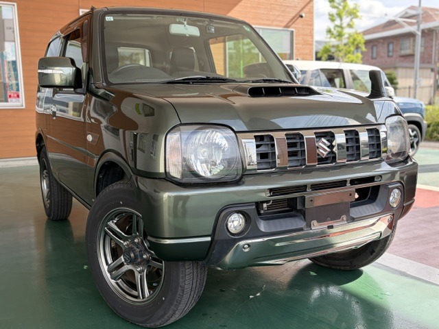 Suzuki Jimny 1
