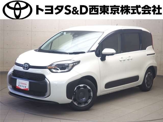 Toyota Sienta 1