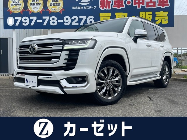 Toyota Land Cruiser 300 2