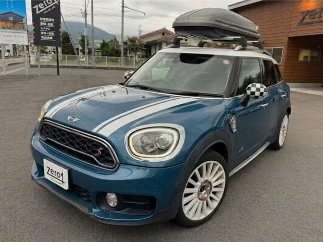 MINI Crossover 1