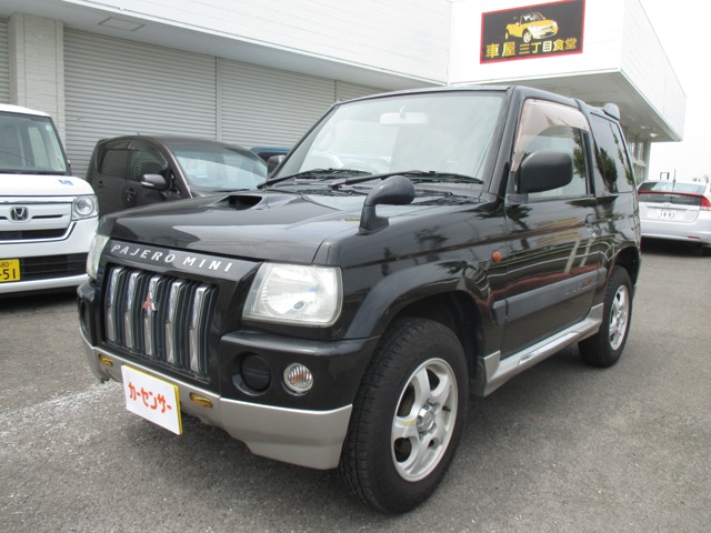 Mitsubishi Pajero Mini 1