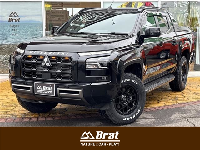 Mitsubishi Triton 1