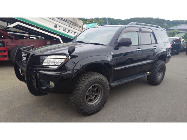 Toyota Hilux Surf 1