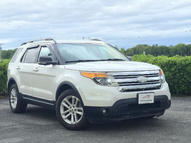 Ford Explorer 1