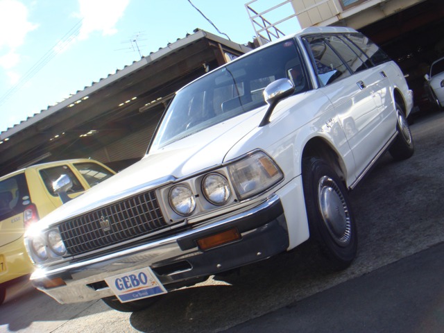 1988 Toyota Crown Van