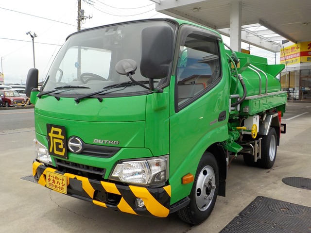 Hino Dutro 1