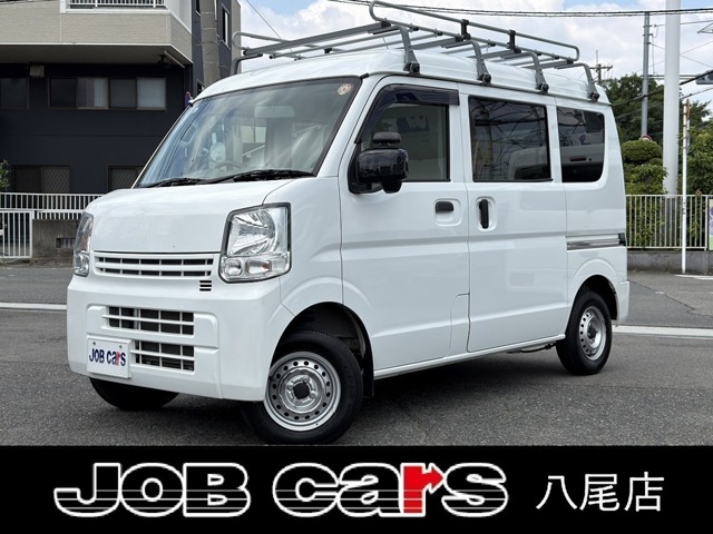Nissan NV100 Clipper 1