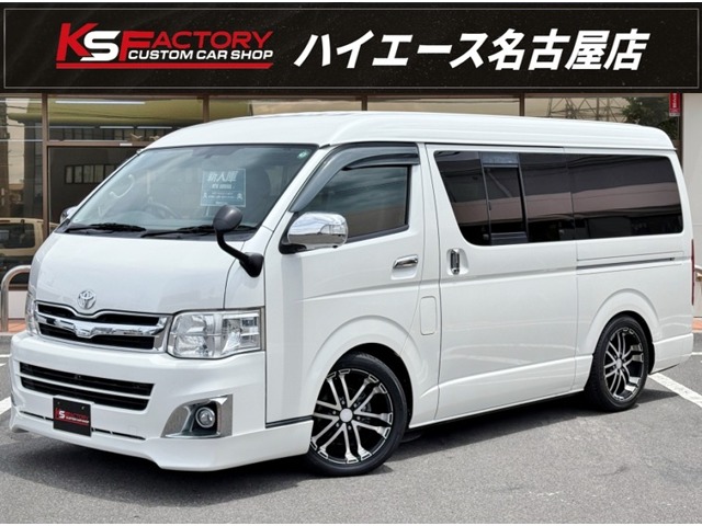 2011 Toyota Hiace