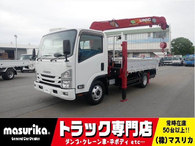 Isuzu Elf 1