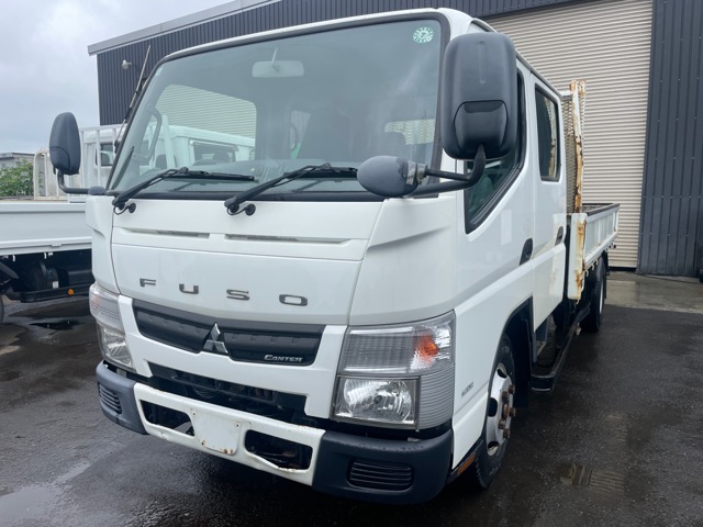 Mitsubishi Fuso Canter 1