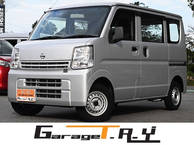 Nissan NV100 Clipper 1